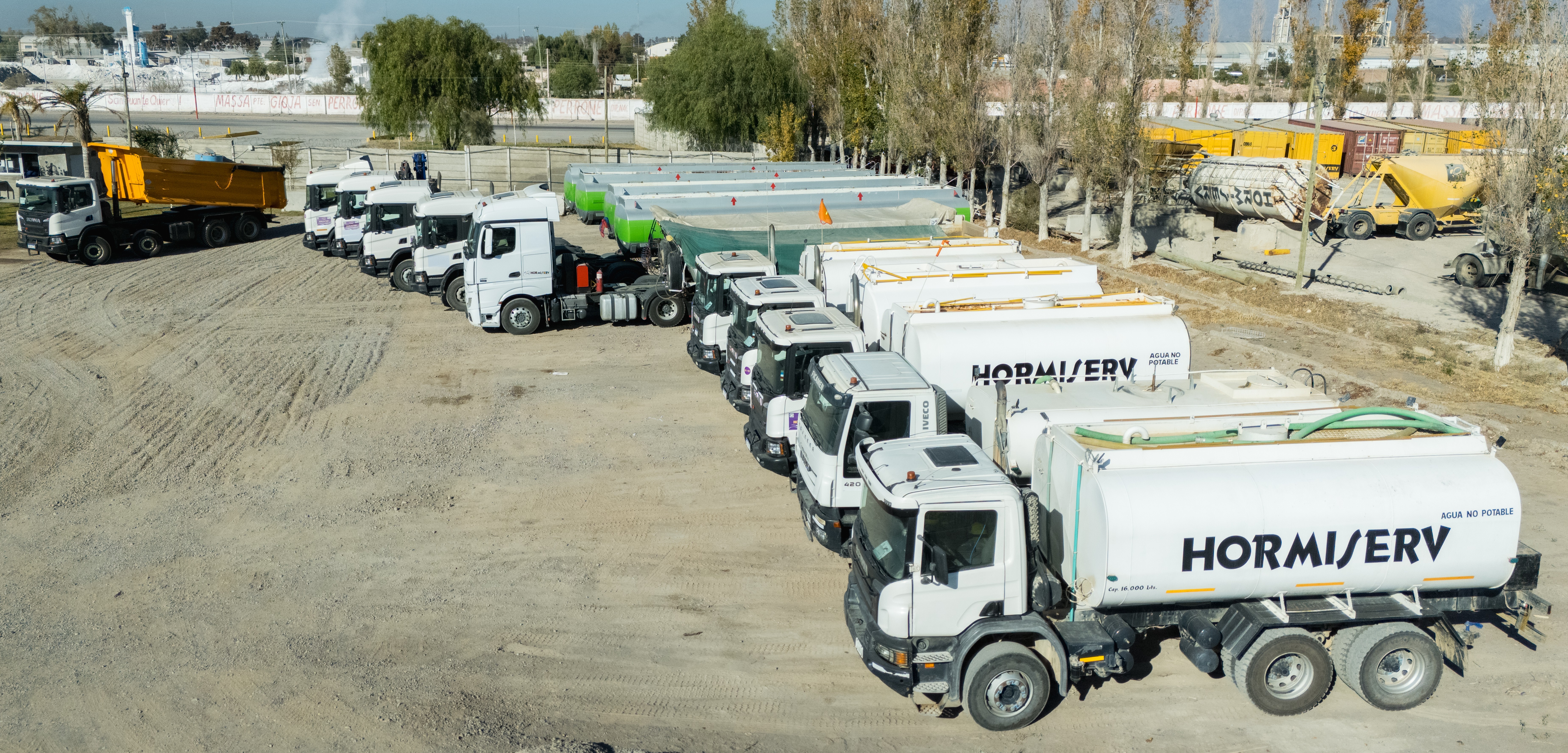 Rental de aguateros 6x4